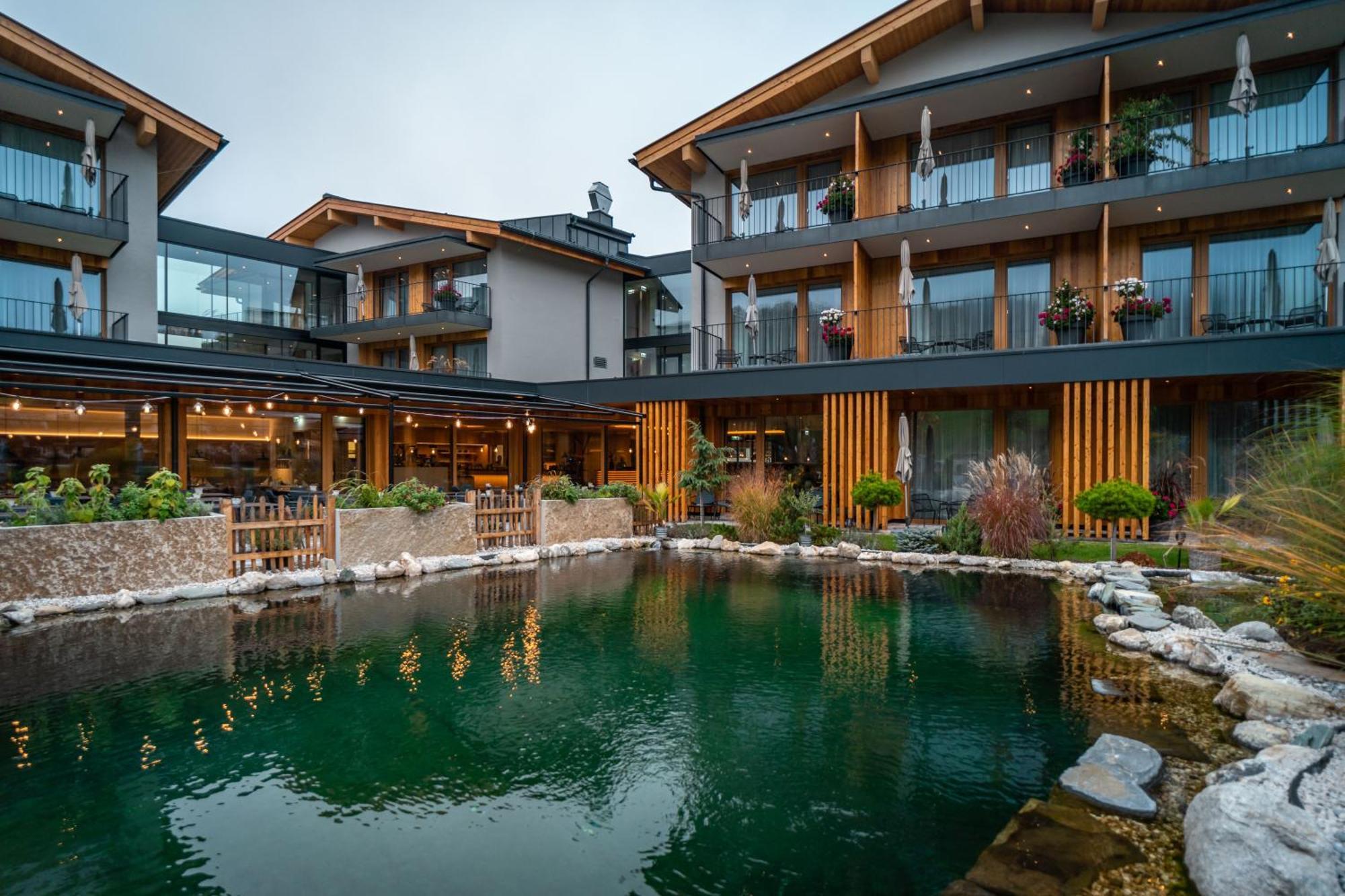 Hotel MorgenZeit -Natürlich.Bed&Brunch Maria Alm am Steinernen Meer Exterior foto